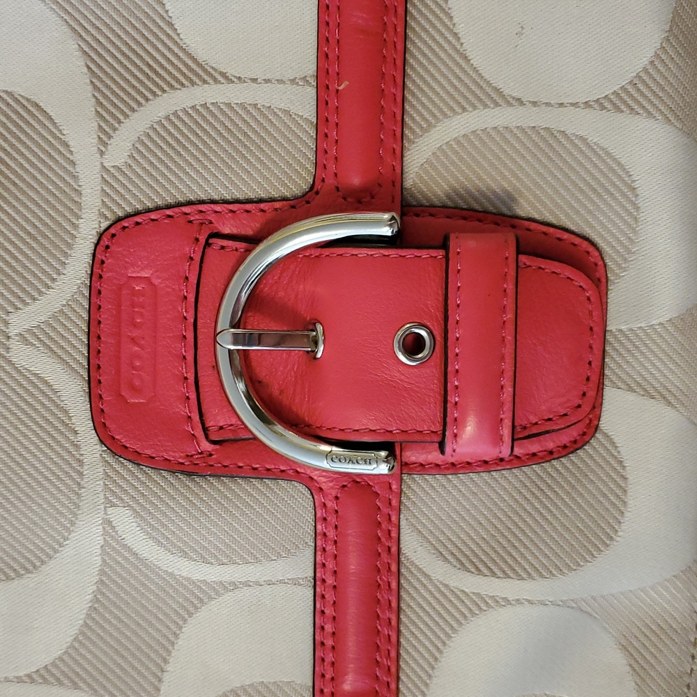 Coach Campbell Signature Belle Carryall Tote – Khaki & Pomegranate Pink Leather - Picture 5 of 10